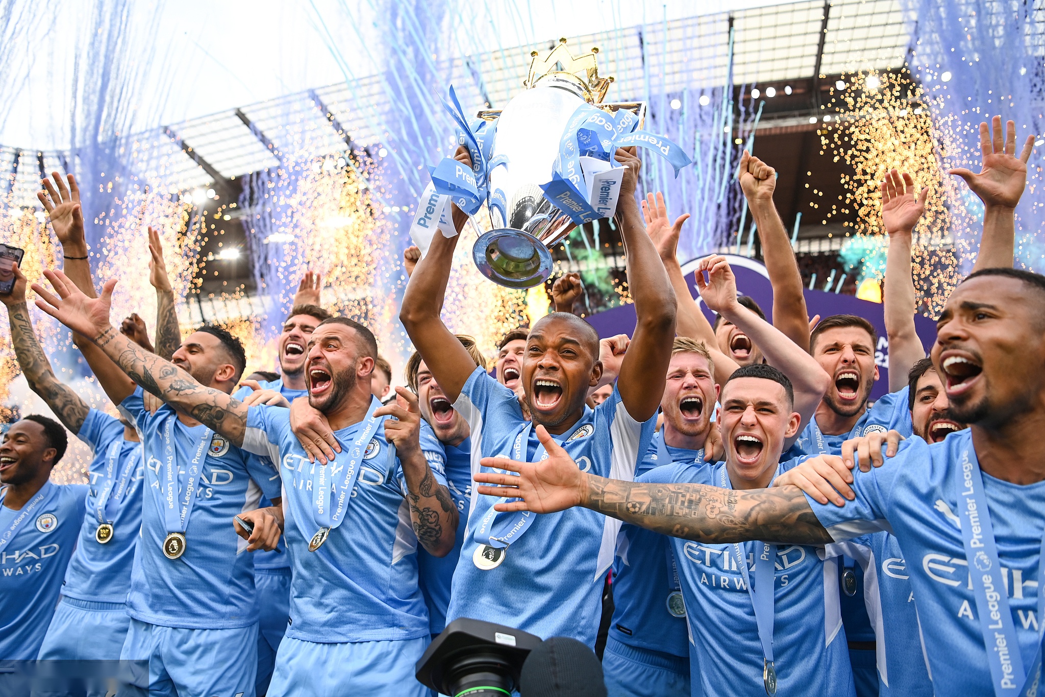 巧使得她成 巧使得她成